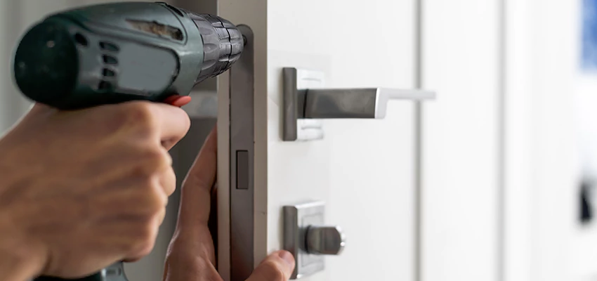Locksmith For Lock Replacement Near Me in Lathrop, CA